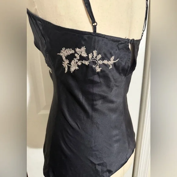 Black Cami Camisole Top Floral Embroidery - Picture 4 of 5